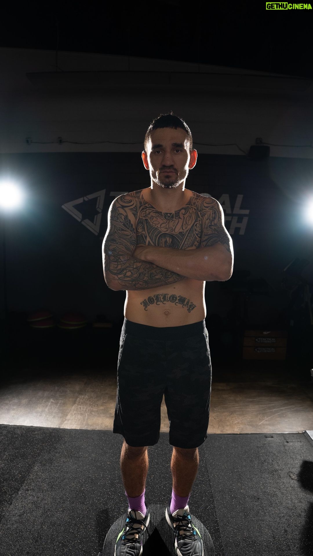 Max Holloway Instagram - Preparation. #blessedexpress #ufc300