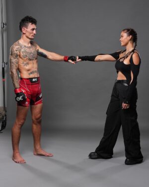 Max Holloway Instagram - 🤜🤛🤍