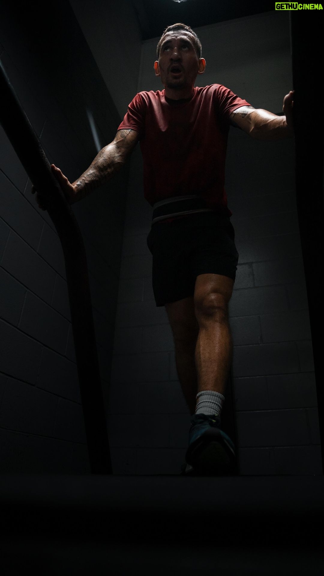 Max Holloway Instagram - Want it all #blessedexpress