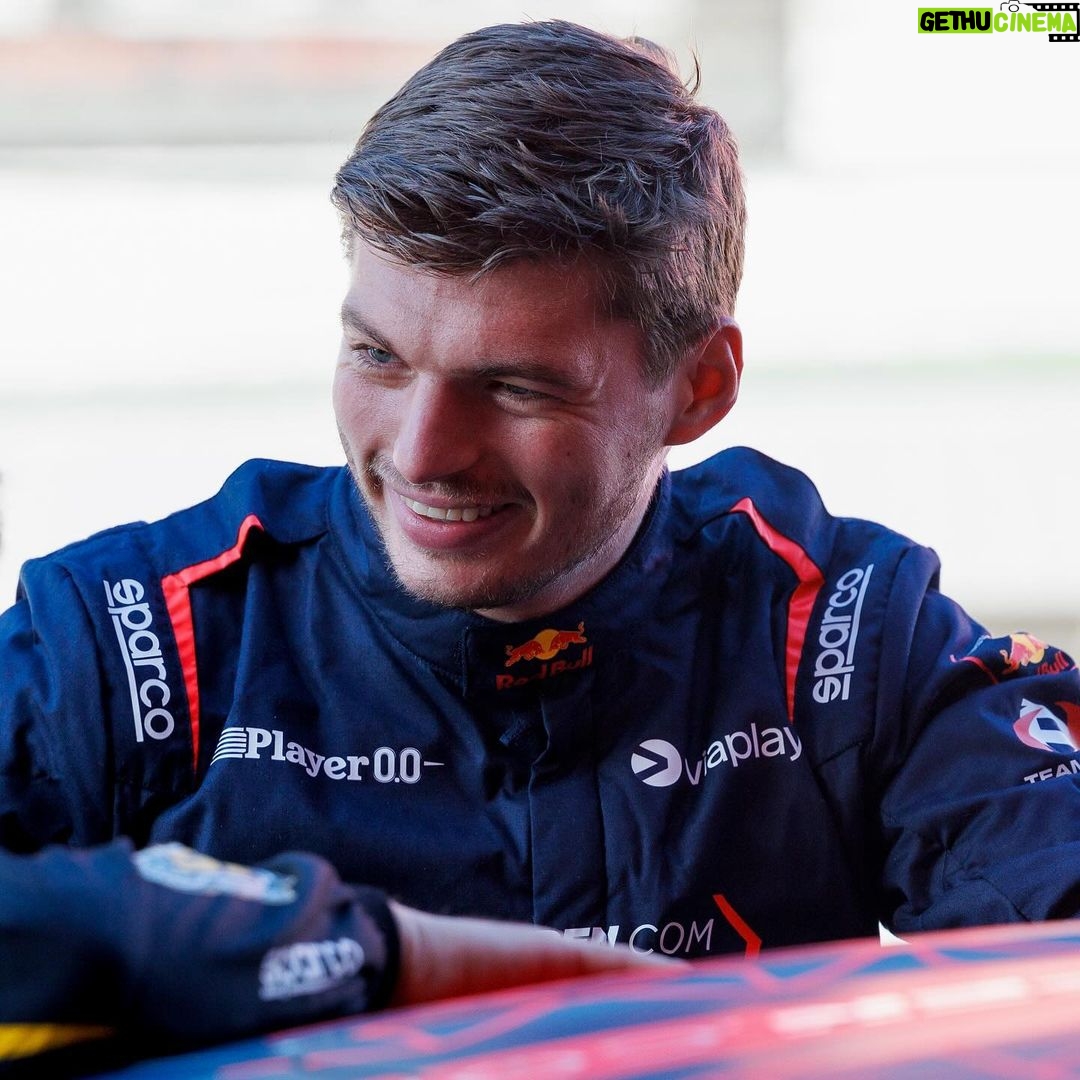 Max Verstappen Instagram - Great to be out on track again, testing with @verstappencom Racing 💪 Good times ☝️