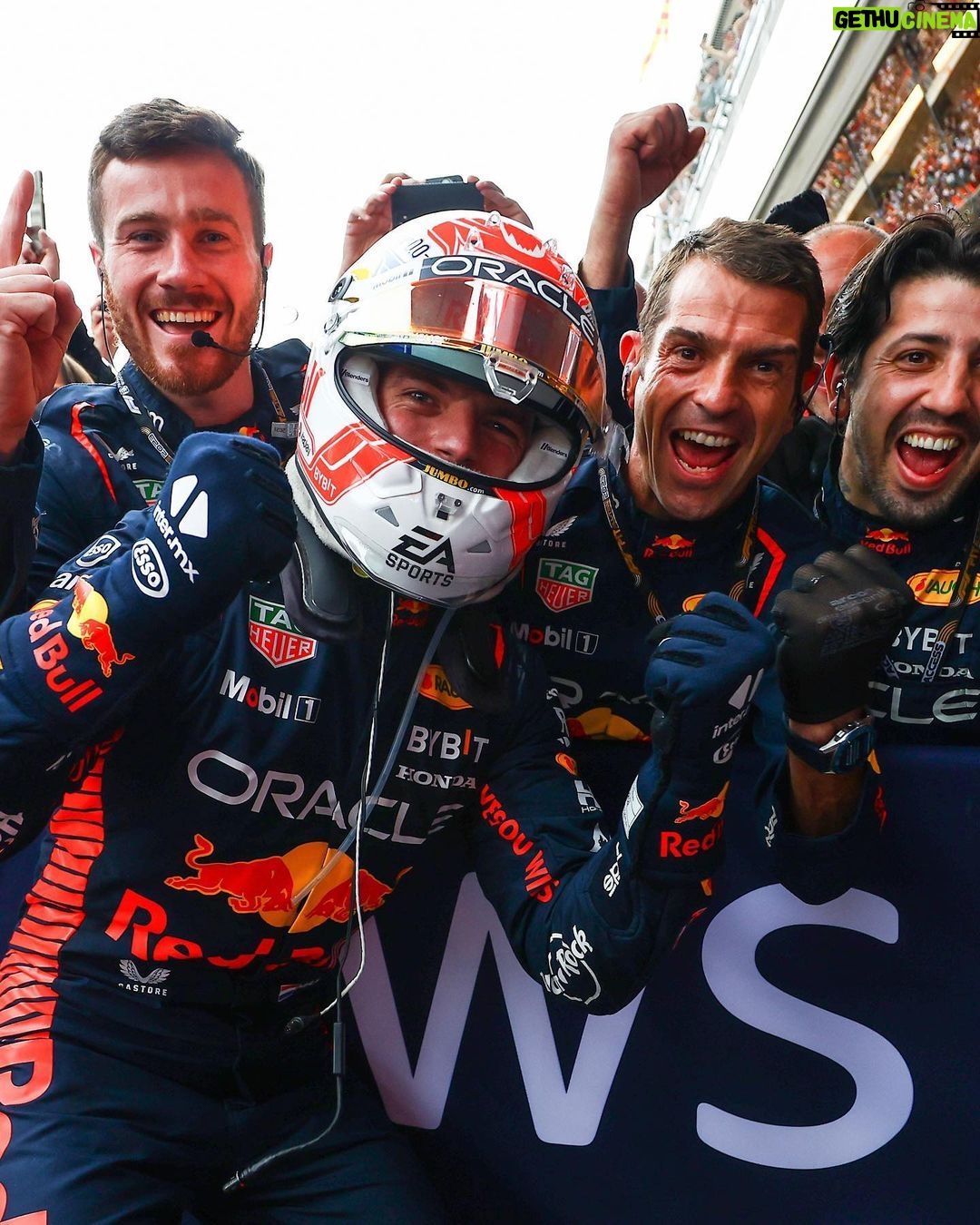 Max Verstappen Instagram - A simply perfect weekend 🙌 To win here again is absolutely incredible! What a pleasure to drive a car like this! 👌 This is down to all the hard work on track and at the factory @redbullracing 💪 A big thank you to everyone in the team and all the fans for your support 👏 #SpanishGP