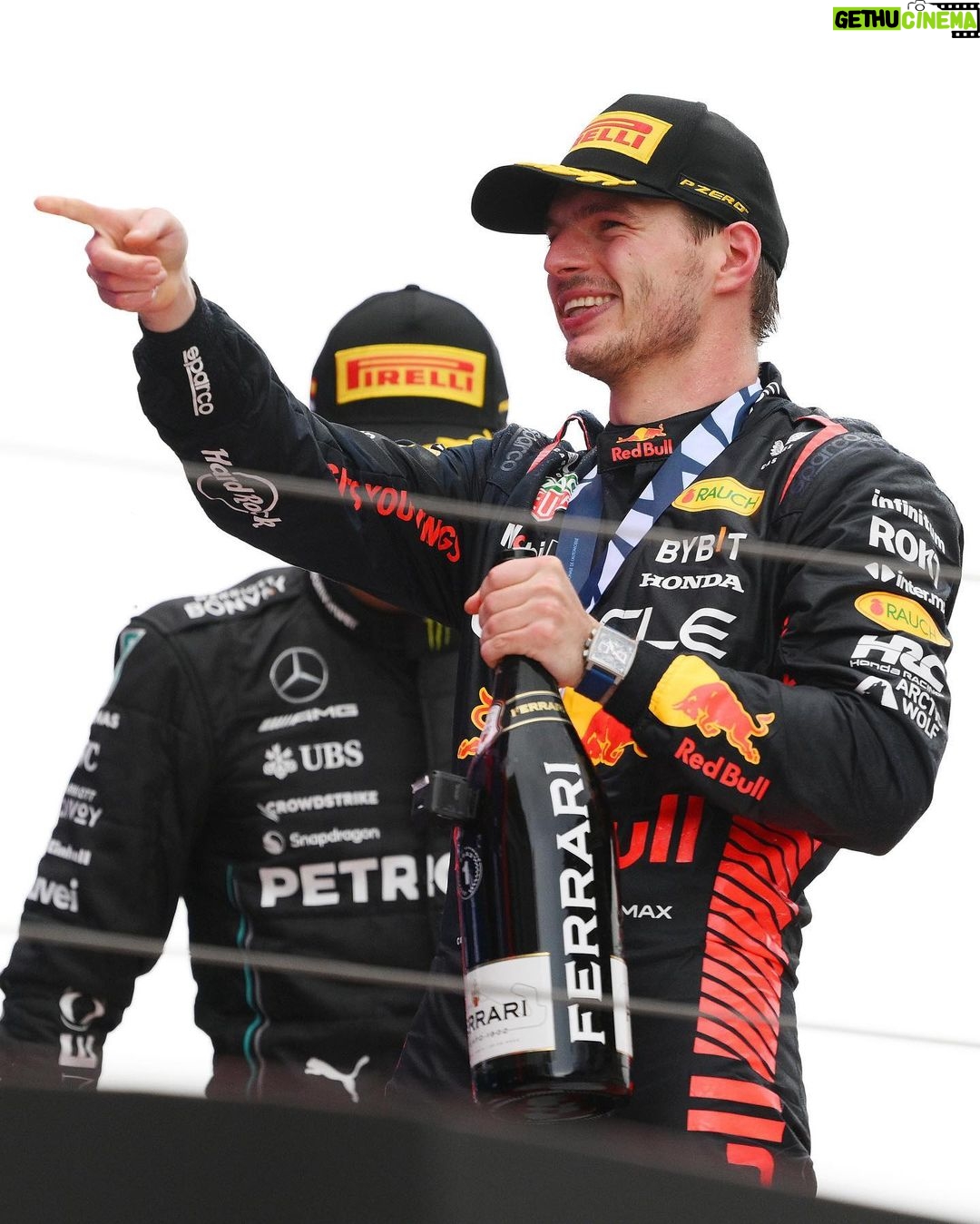 Max Verstappen Instagram - A simply perfect weekend 🙌 To win here again is absolutely incredible! What a pleasure to drive a car like this! 👌 This is down to all the hard work on track and at the factory @redbullracing 💪 A big thank you to everyone in the team and all the fans for your support 👏 #SpanishGP