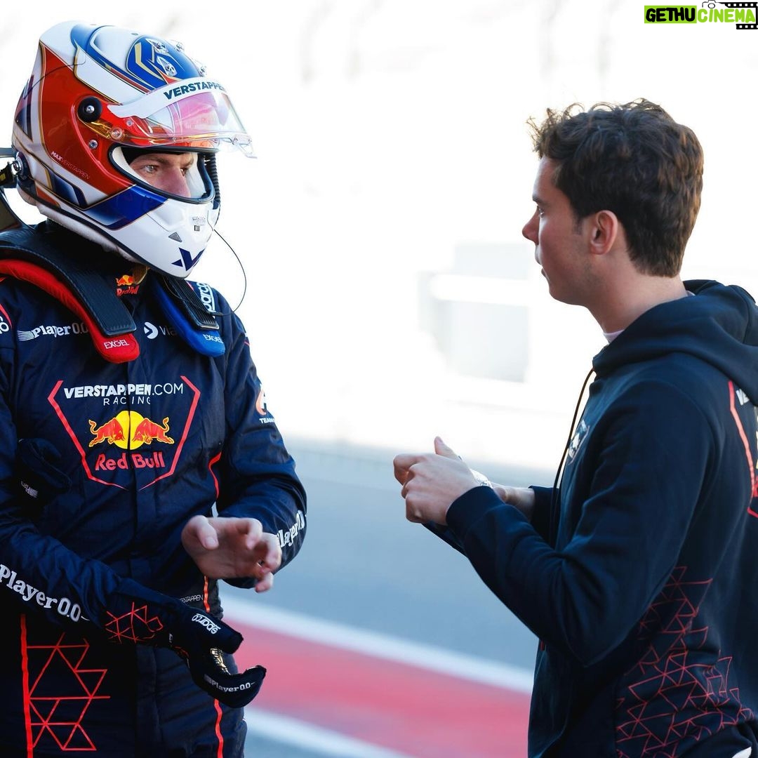 Max Verstappen Instagram - Great to be out on track again, testing with @verstappencom Racing 💪 Good times ☝️