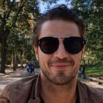 Maxi Iglesias Instagram - De paseo por NyC hace unos meses en el biciMad de allí 🚲