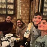 Maxi Iglesias Instagram - Visitas especiales 💫 Cuando el A team viene a Madrid y siempre pasan rápido los días. Siempre se necesitan más horas..más comidas. Mucho que hablar. Mucho que escuchar. Mucho para estar. Os quiero Marrero Espinoza