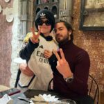 Maxi Iglesias Instagram - Visitas especiales 💫 Cuando el A team viene a Madrid y siempre pasan rápido los días. Siempre se necesitan más horas..más comidas. Mucho que hablar. Mucho que escuchar. Mucho para estar. Os quiero Marrero Espinoza