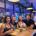 Maxi Iglesias Instagram - Mis primos; Almas que lucen con los ojos cerrados.. Miradas que hablan . Sonrisa sin dientes ni labios