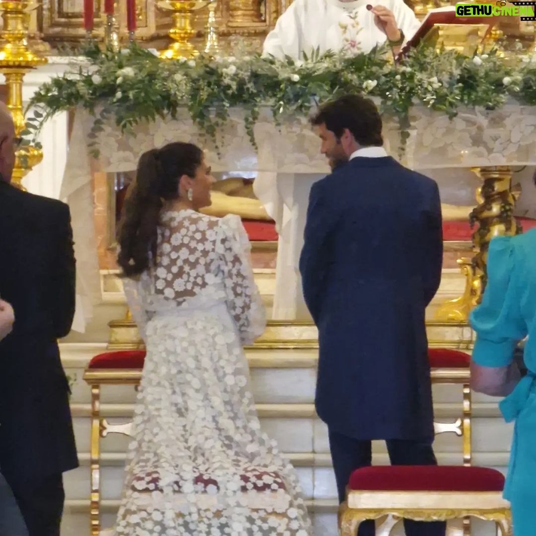 Maxi Iglesias - 165.6K Likes - Un hombre es afortunado cuando encuentra el verdadero amor.. Mientras tanto, poder verlo en otros, también es fortuna.
Preciosa celebración de Elo y nuestro Velas juntando a "los de siempre" ♥️
Faltan gente y fotos 🔜