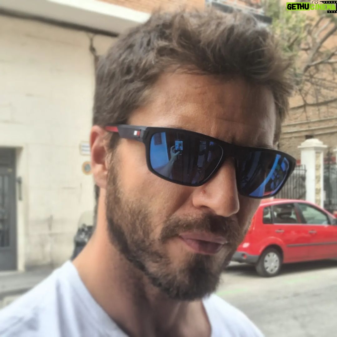 Maxi Iglesias Instagram - Calendario en mano Que no falten Que no falte Madrid, Spain