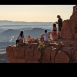 Maxi Iglesias Instagram - Estos días de Pascua aprendí lo que es el "Vortex" Those days in Sedona, I've been thinking and knowing more about energys, rocks,shooting stars and "animal" rocks.."bannaada" "serefe" and other good stuff surrounded by good people..👌🏽 This is a place that inspires, recharges, uplifts, soothes, restores and so much more..I've been said, that for many, the very act of being here provokes a spiritual awakening.. " No one leaves Sedona unchanged" and that it's true. 💚 Thanks Brandon for the plan 💥 Sedona, Arizona
