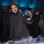 Maxi Iglesias Instagram – Anoche en el #samsungunpacked , me cazaron con lo que más ganas tenía de comprobar..

Que el nuevo #GalaxyS24 sigue teniendo una súper camara (y nuevas opciones..), y que no por eso se me dan mejor los selfies..

(LA última foto es la prueba de que estuve en el evento y no es una imagen generada por IA con el mismo color gris titanio del s24 Ultra)

#galaxyai
@samsungespana