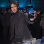 Maxi Iglesias Instagram – Anoche en el #samsungunpacked , me cazaron con lo que más ganas tenía de comprobar..
Que el nuevo #GalaxyS24 sigue teniendo una súper camara (y nuevas opciones..), y que no por eso se me dan mejor los selfies..
(LA última foto es la prueba de que estuve en el evento y no es una imagen generada por IA con el mismo color gris titanio del s24 Ultra)
#galaxyai
@samsungespana