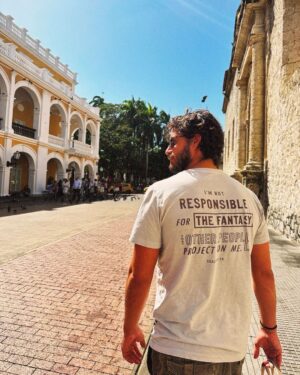 Maxi Iglesias Instagram - La fantasía, cuando tienes una camiseta fav