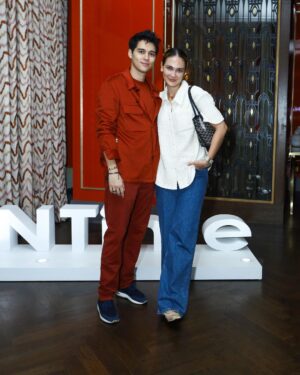 Maxime Bouttier Instagram - @daman_magazine 16th anniversary. Thank you for the award

Wrap in: @zegnaofficial 
Watch: @cartier @time.international 
Stylist: @ivanteguhsantoso 

#daman16