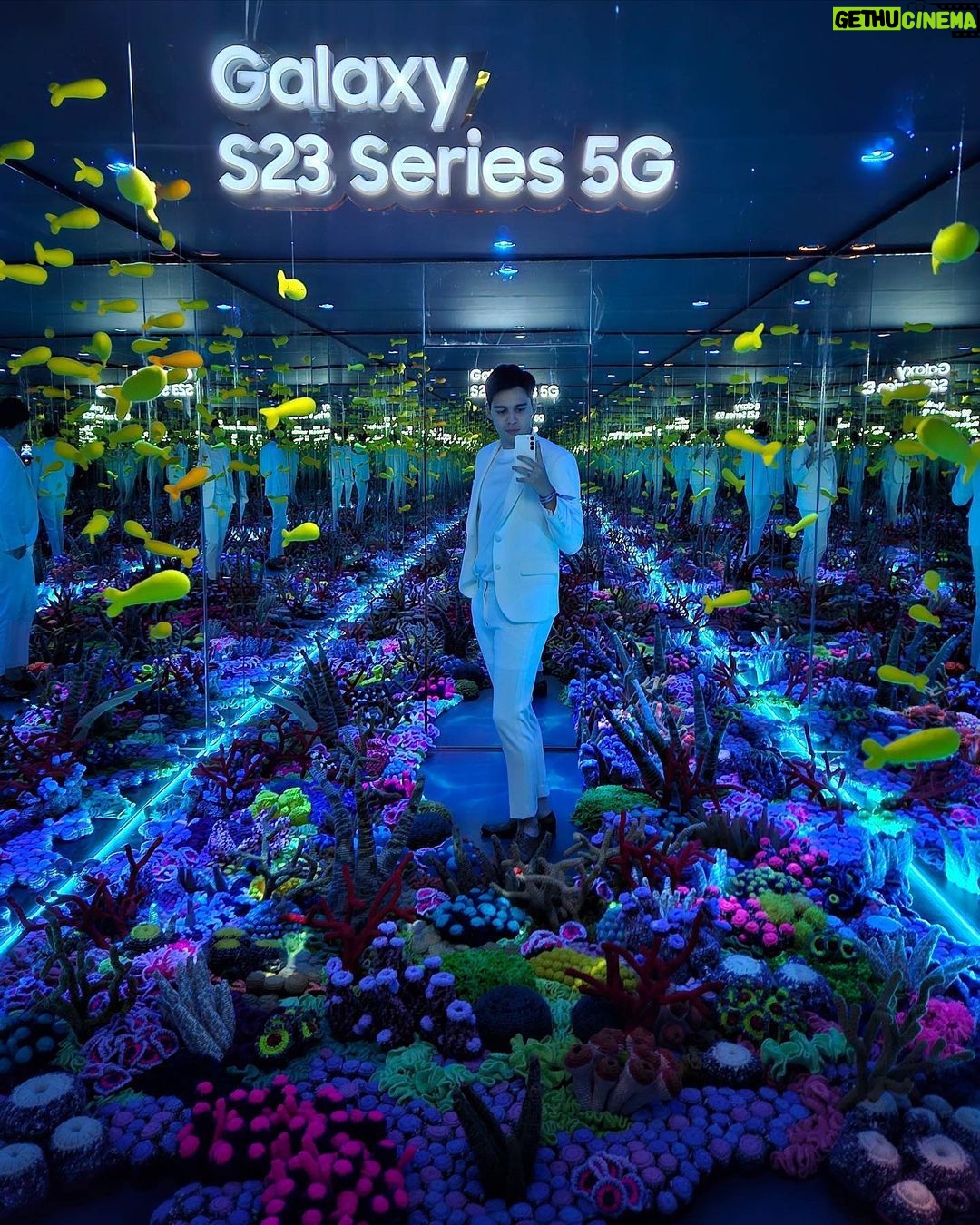 Maxime Bouttier Instagram - Let me #ShareTheEpic to you about #GalaxyS23 Series 5G launch! Capturing moments just got more sustainable with @mangmoel Epic's installation same as Samsung that incorporate recycled and eco-friendly materials to the device, proving that high-performance technology and environmental responsibility can go hand in hand. Penasaran kan? Yuk ke Central Park Mall Jakarta hari ini sampai tanggal 26 Februari nanti, ada promo Epic hingga Rp 4.1juta. Info lengkapnya cek @samsungindonesia