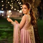 Maya Ali Instagram - Sadqey… 💜 @mayapretofficial @kohar_jewel @farazsheikhofficial_ @hairbyawais @zeeshu_mua @nabila_salon #BitoLightLo #HeartBeats