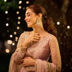 Maya Ali Instagram – Sadqey… 💜

@mayapretofficial 
@kohar_jewel 
@farazsheikhofficial_ 
@hairbyawais 
@zeeshu_mua 
@nabila_salon 

#BitoLightLo #HeartBeats