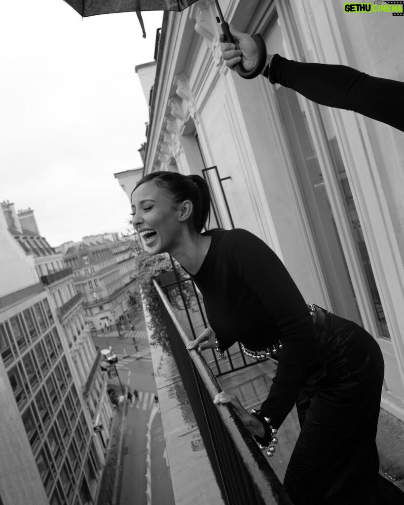 Maya Jama Instagram - 24hrs in Paris OffWhite to Rabanne 🤌🏽 Paris, France