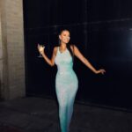 Maya Jama Instagram - Aftersun season has begun 🧚🏽‍♀️ LIVE on your tv every Sunday.. 😬