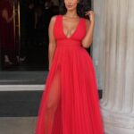 Maya Jama Instagram - The National Gallery had a summer party, was very fancy💃🏽 @rimmellondonuki