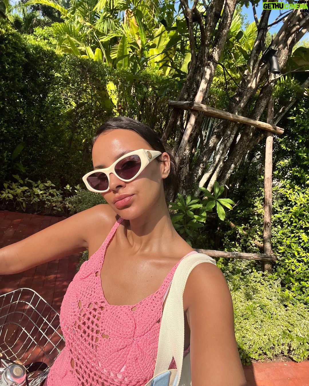 Maya Jama Instagram - The loveliest week with no badness Thailand