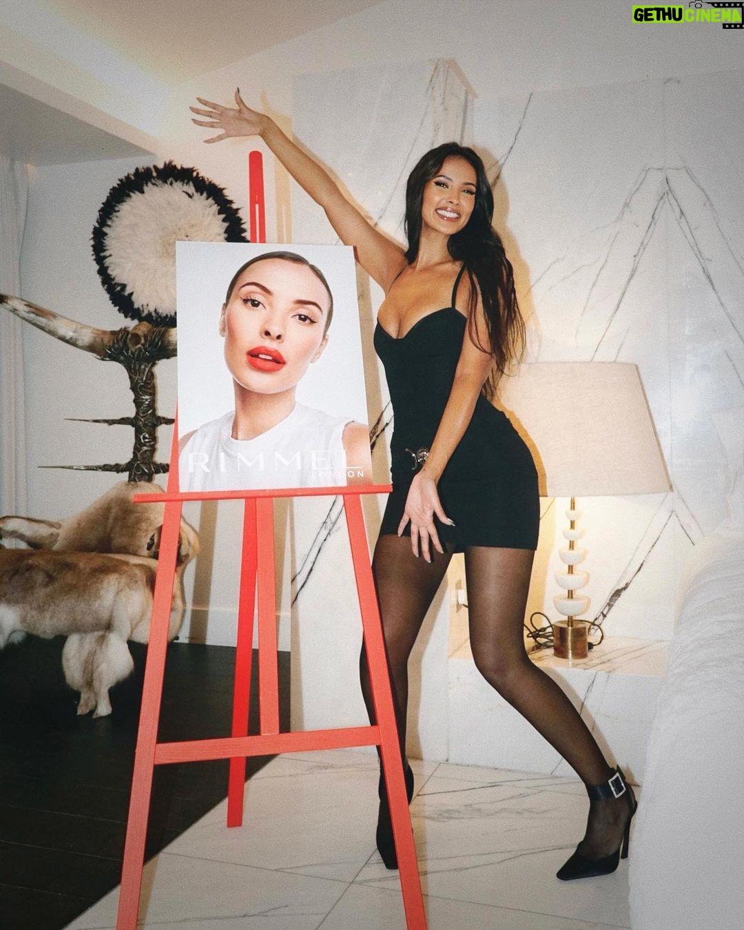 Maya Jama Instagram - SCREAMING! š So excited to announce that I am the new global brand ambassador for @rimmellondonuki I grew up with this brand and have dreamed about saying the iconic ālondon lookā line on tv one day and now itās happening I donāt even have the words, following in the footsteps of Kate Moss, Adwoa and more doesnāt even make sense in my mind but I am honoured. 16 year old me who moved to London from Bristol with a bag of dreams would not have believed you if you said 12 years later I would be a part of such a legendary London staple, London is my homeee and now you can catch me living the London Look šā¤ļø#RimmelLondon #LivetheLondonLook #ad