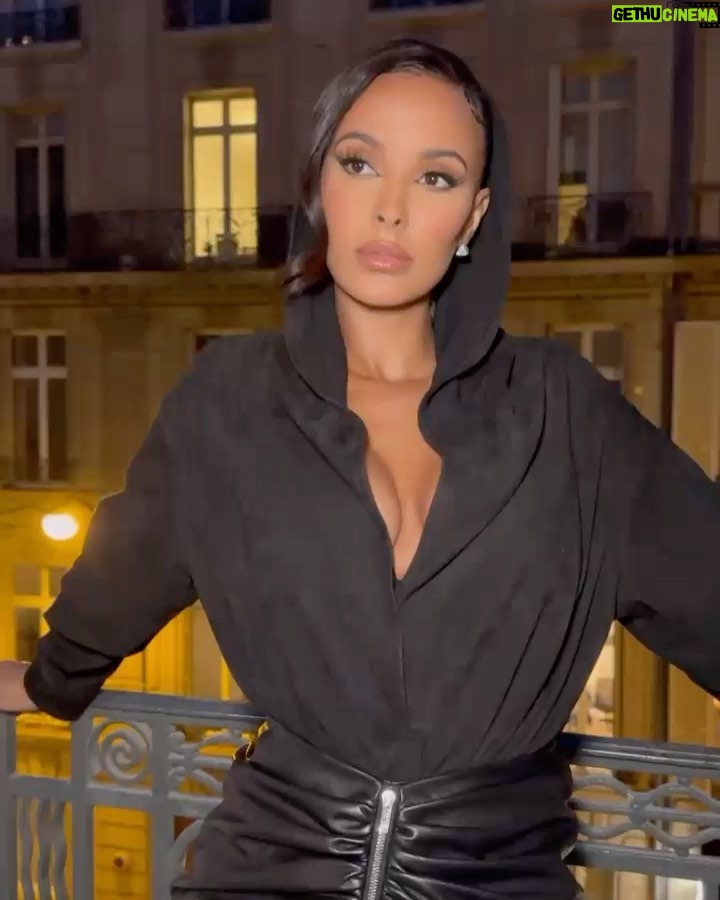Maya Jama Instagram - Paris is always a good idea 🇫🇷 Thankyou for having me @louboutinworld 🩸 Paris, France