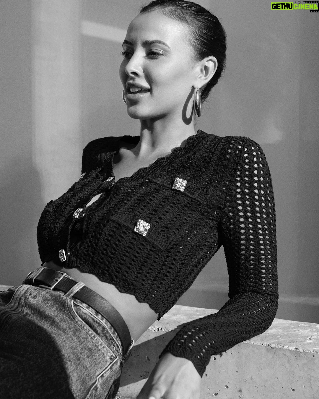 Maya Jama Instagram - Did a thing with @mrselfportrait 🖤happy valentines my loves
