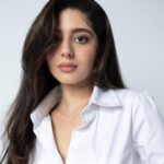 Mayan ElSayed Instagram - Eid Mubarak💕🐑 كل سنة وانتم طيبين وينعاد عليكم بالصحة والسلامة.