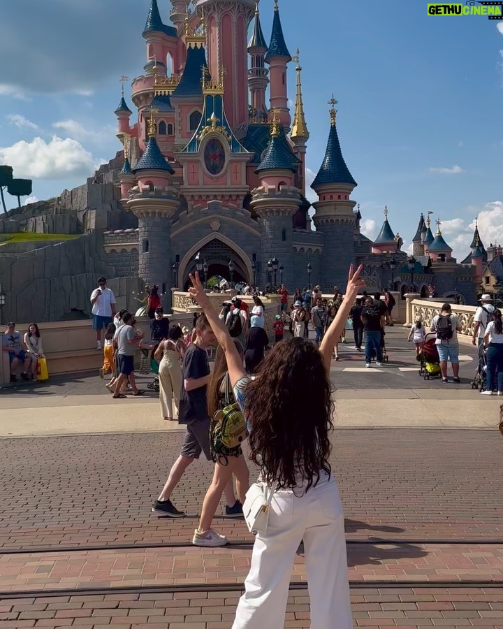 Mayan ElSayed Instagram - Who’s your favorite Disney character? Mine is Ariel🧜♀️ Disneyland Paris