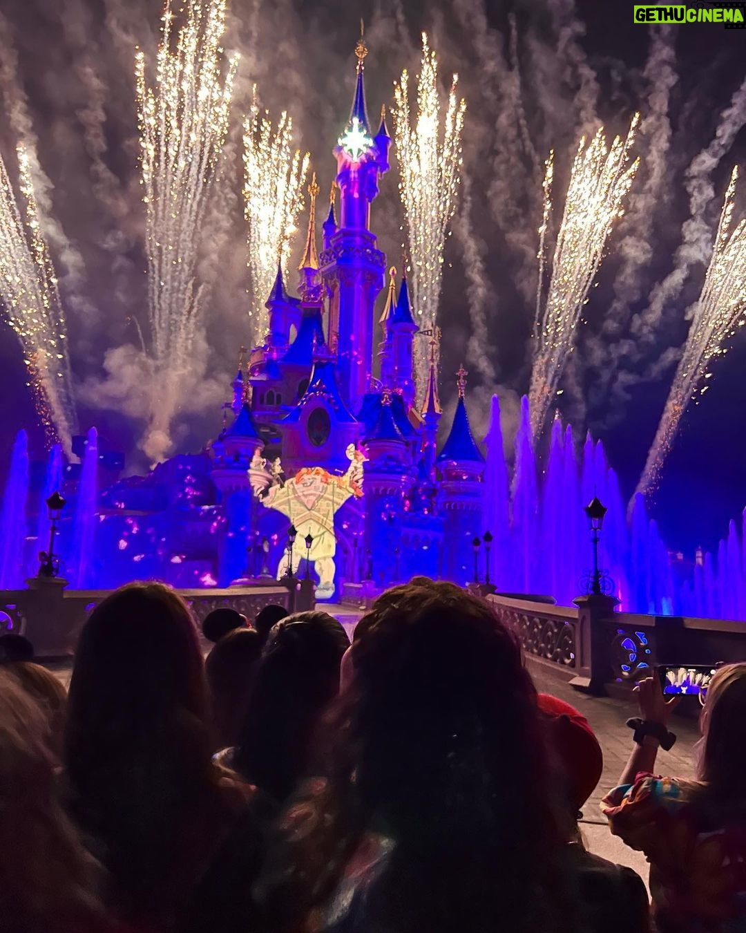 Mayan ElSayed Instagram - Who’s your favorite Disney character? Mine is Ariel🧜♀️ Disneyland Paris