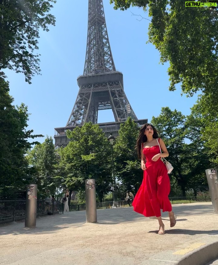 Mayan ElSayed Instagram - You had me at Bonjour🥐 Paris, France