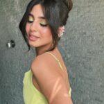 Mayan ElSayed Instagram - Tinkerbell🧚 Makeup @makeupmariamfaroukk_ Hair @silviahairstyling Love u both🫶
