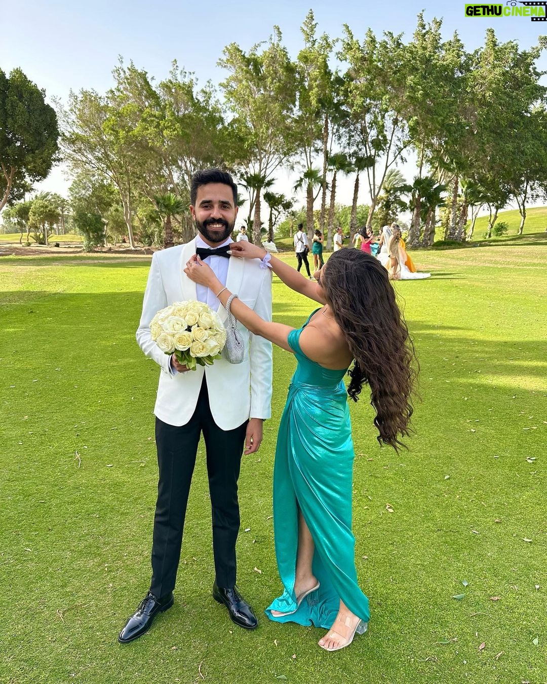 Mayan ElSayed - 378.1K Likes - My brother & the love of his life got married and I couldn’t be happier🩵
Dress @danas.eg
Makeup @saraarefmua
Hair @silviahairstyling