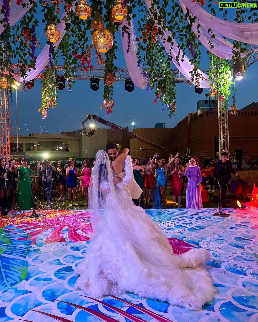 Mayan ElSayed - 378.1K Likes - My brother & the love of his life got married and I couldn’t be happier🩵
Dress @danas.eg
Makeup @saraarefmua
Hair @silviahairstyling