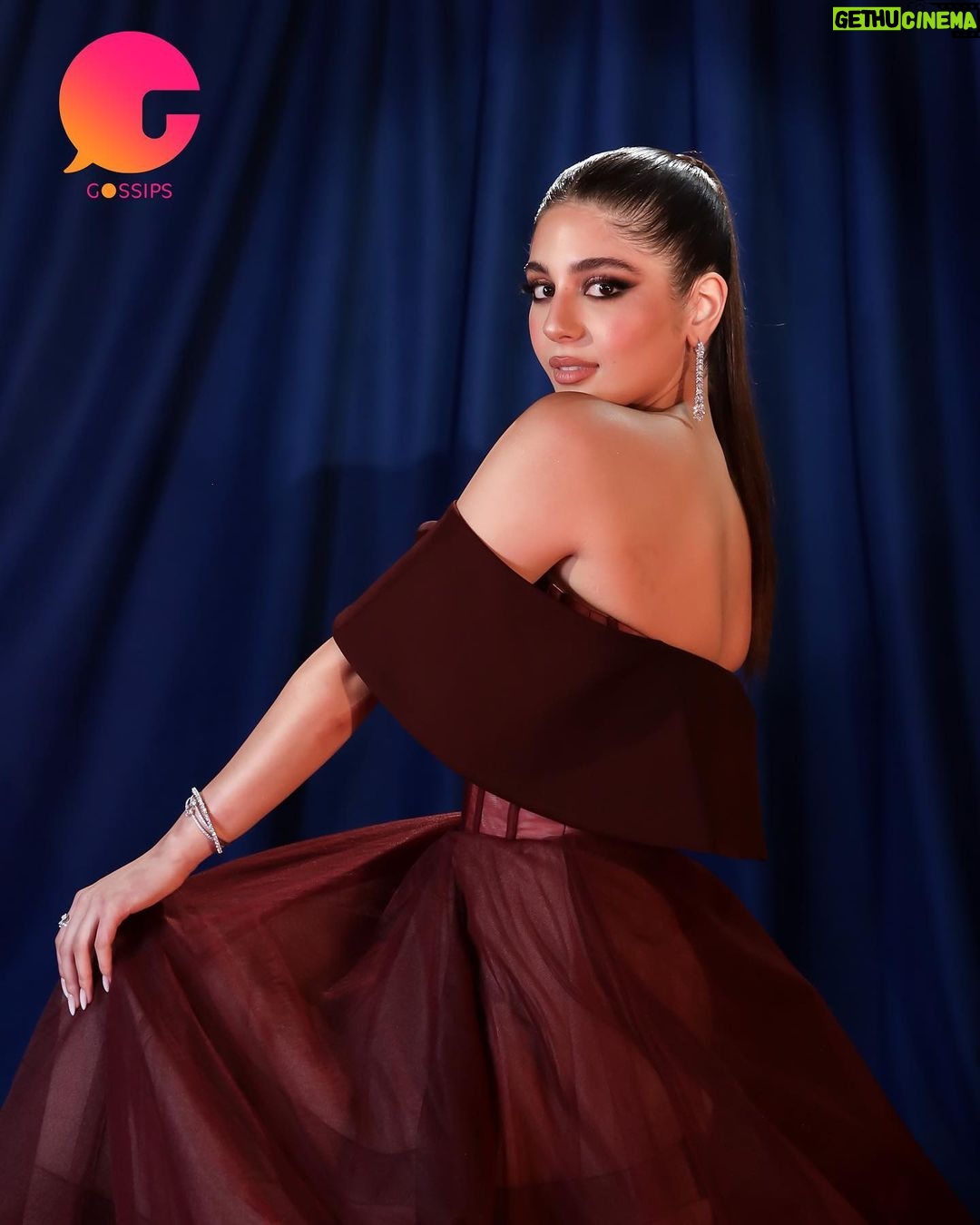 Mayan ElSayed Instagram - Cairo Drama Festival portraits♥️ Brought to you by @gossipsonline_ Photographer: @norayoussef_photography Art director: @sarabahaa1 Styled @bypoucyelshahawy Dress @bazzaalzouman Makeup @makeupmariamfaroukk_ Hair @mr.bishoo @alsagheersalons Jewelry @iramjewelry_