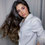Mayan ElSayed Instagram – Can’t hear you over the volume of my hair☁️💗

Stylist: @yasminekenawi
Assistant Stylist: @faridahammouda
Makeup: @makeupmariamfaroukk_ 
Hair: @silviahairstyling 
Suit: @boutiquesamiia
Jewelry: @playniceaccessories