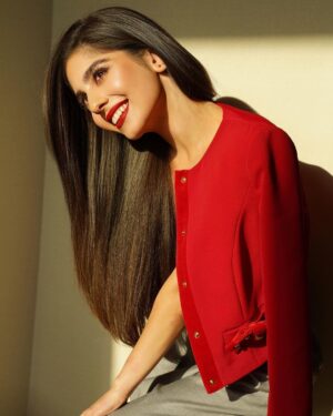 Mayan ElSayed Instagram - She’s a cherry on top🍒 

Stylist: @yasminekenawi
Outfit: @elisabettafranchi @krisma_me
Makeup: @shymaa_makeup 
Hair: @hairstyle_monnahh11 
Photographer: @abeerahmadph