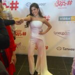 Mayan ElSayed Instagram – ♥️ من العرض الخاص لفيلم #هاشتاج_جوزني 
شكراً لاهلي و اصدقائي علي حضورهم و تشجيعهم ليا، بجد من احلي ايام حياتي🥹
So thankful for you @essamnassar our amazing director and congratulations to the entire cast & crew🌹
فيلمنا هيتعرض من بكرا في جميع دور العرض🥰 

Stylist: @yasminekenawi 
Outfit: @nadinemerabi
Jewelry: @noorashamsijewellery
Jewelry Curation: @ajourconsultancy 
Makeup: @makeupmariamfaroukk_ 
Hair: @silviahairstyling