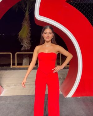 Mayan ElSayed Instagram - From @shahid.vod x @vodafoneegypt event♥️

Makeup by @makeupmariamfaroukk_ 🌹
Hair by @mahmuod_abady_ at @minakhamis 🌹
Jewelry @siranjewelry 🌹
📸 @norayoussef_photography 🌹