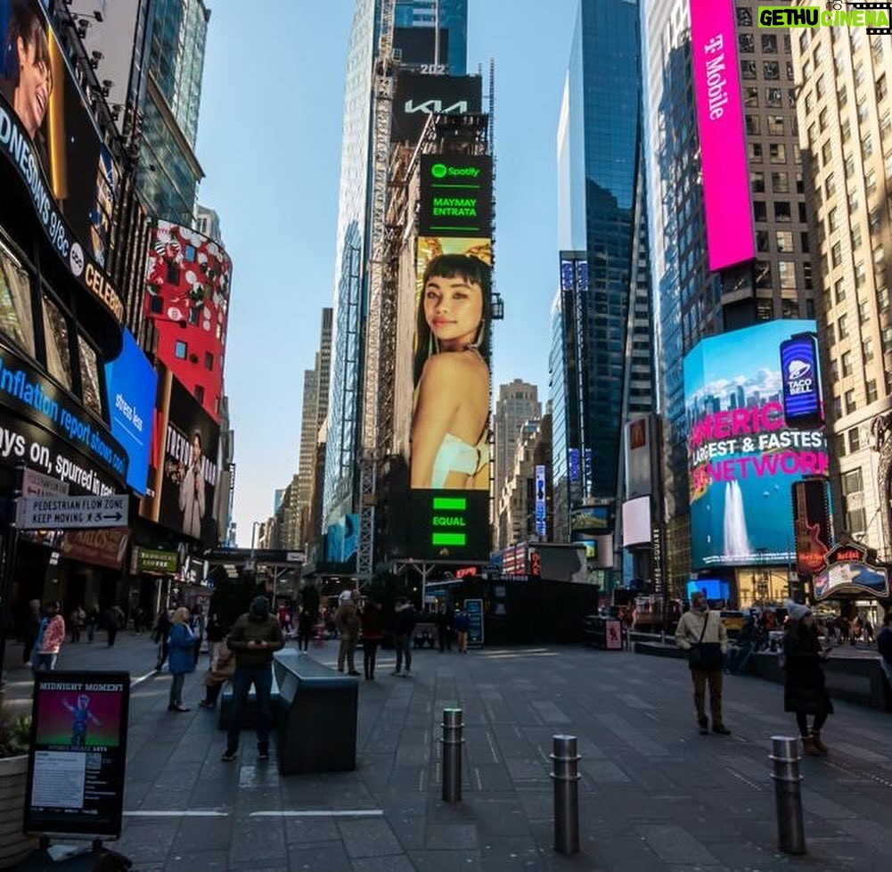 Maymay Entrata Instagram - Ending my year with @spotifyph ! ππ Grabe bai, nasa NYC Times square ulit po tayo, isang maagang pamasko para satin Mayloves at Tsada mahigugma team! Maraming salamat po @spotify @spotifyph @spotifyasia @starpopph π₯Ή