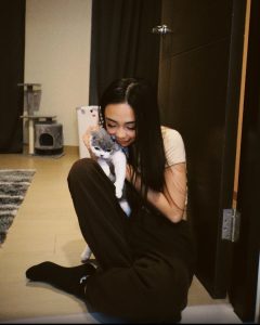 Maymay Entrata Instagram - 2022 self, Daghang salamat :’) Happy New Year po 🤍