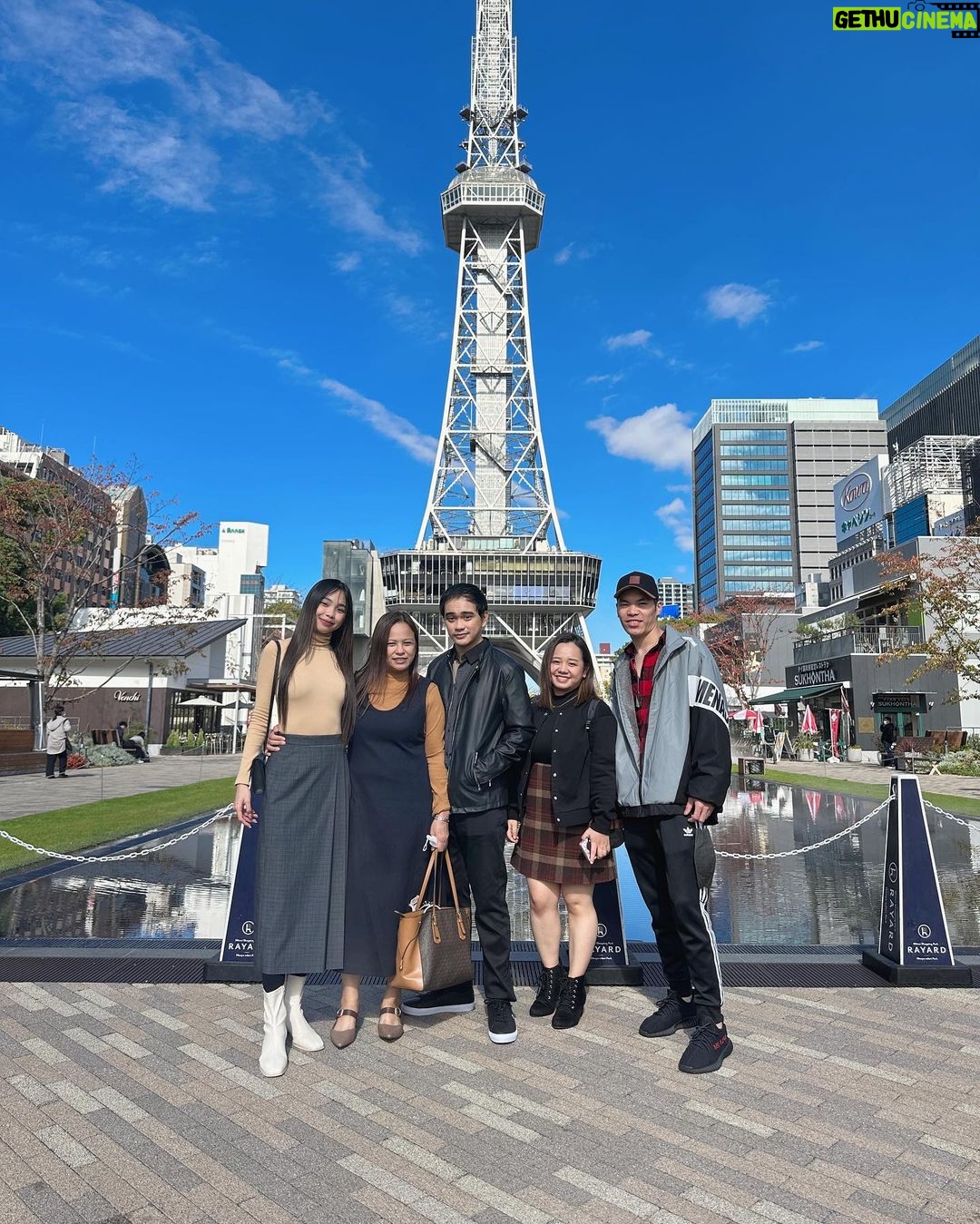 Maymay Entrata Instagram - Sa wakas pwede ko ng e post! 🥹 Congratulations on your marriage kuya @vincentdal3 & @aikasuratos ! Nawa’y pag palain kayo bg Panginoon sa bagong chapter na tatakahikin nyo na punong punong ng pagmamahal at paguunawa sa isa’t isa. Kuya, mahal kita .. lahat ng pinagdaanan mong masakit na nakaraan sa pag-ibig ay sobra pa sa inasahan mo ang naging kapalit.. Yung umiiyak tayong dalawa di dahil bigo ka ulit sa pag-ibig kundi iyak sa tuwa, na sa wakas nahanap mo na yung para sayo.. higit pa sa kayamanan ang malaman kong nasa tamang tao ka na kuya.. Mahal na mahal kita kuya🤍