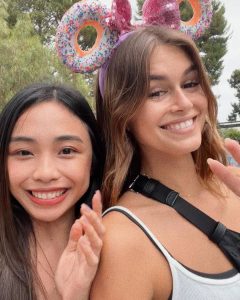 Maymay Entrata Instagram - Bitin yung half day sa Disneyland, pero babalikan kita pangako! 🥹 Ps. Bait ni Lord kahit bitin nakapag picture naman ako ni Ms. @kaiagerber !! Waaaaaah 😍