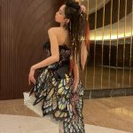 Maymay Entrata Instagram – Glam rock ✨🦋

Special thanks my Glam Fam
@makeupartbyowen 
@jayweehair 
@teamrainxem 
@mimsqiu 
@rainierdagala 
@emmillan 
@imrioliza 
@elainevillapando 
@angelsevlla 
Creative desingner @axlaxelque ✨🤍