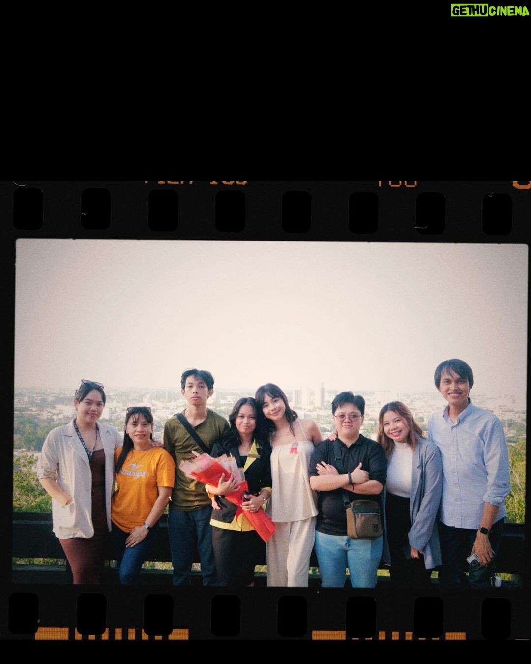 Maymay Entrata Instagram - Pinning Ceremony w/ my babygirl @jap_012 sobrang proud ako sayo bray, tatlong buwan nalang may ga-graduate na sa College sa Pamilya natin at dahil yun sa sikap at tyaga mo sa pag-aaral. Mahal na mahal kita 🥹🤍