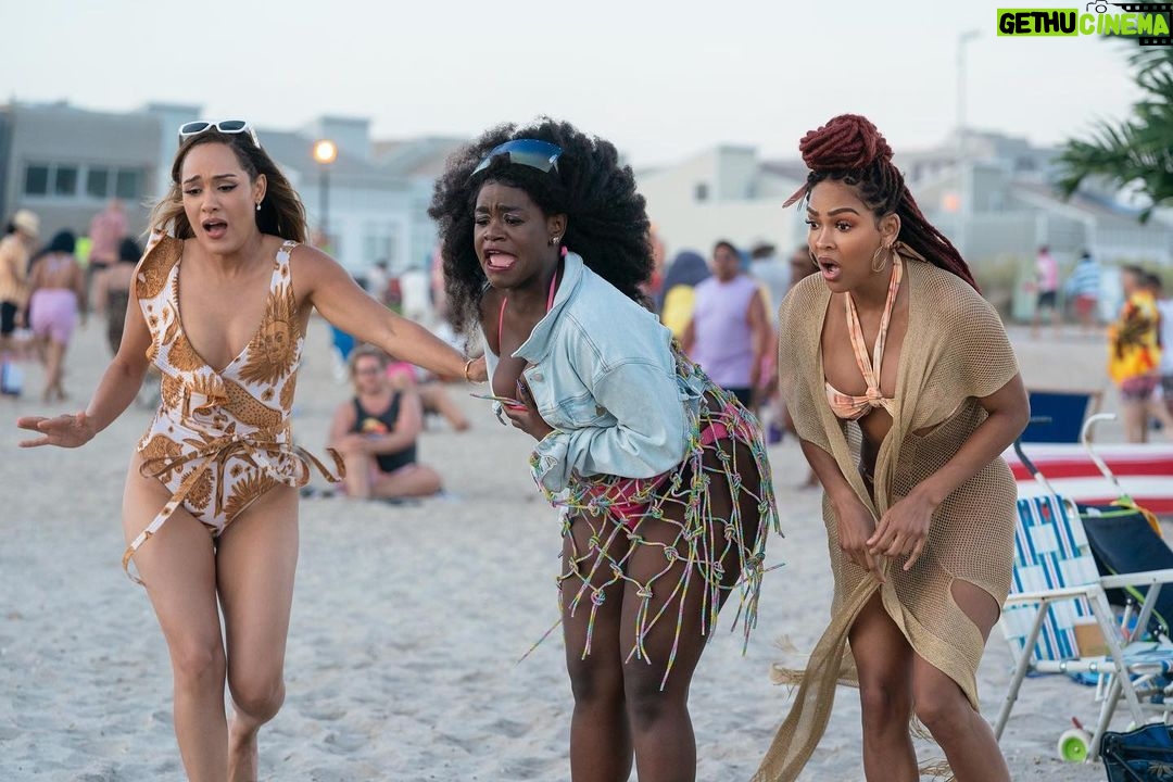 Meagan Good Instagram - 卄ᴀʀʟᴇᴍ sᴇᴀsᴏɴ ✌🏾 ᴡᴇ ʙᴀᴄᴋ ɪɴ ғᴜʟʟ ᴇғғᴇᴄᴛ ʏ’ᴀʟʟ !!! 𝒲ᴇ ʟᴏᴠᴇ ʏ’ᴀʟʟ & ᴛʜᴀɴᴋ Ƴᴏᴜ ғᴏʀ ᴀʟʟ ᴛʜᴇ sᴜᴘᴘᴏʀᴛ & ㄥᴏᴠᴇ! sᴇᴇ 👀 ʏᴏᴜ ᖴᴇʙʀᴜᴀʀʏ 𝟹 ᴏɴʟʏ ᴏɴ @primevideo + @harlemonprime