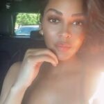 Meagan Good Instagram - ɢᴏᴏᴅ ᴍᴏʀɴɪɴ’ ɢᴏʀɢᴇᴏᴜs .. 🌬 ✂️ ʙʏ • @livjazzashley