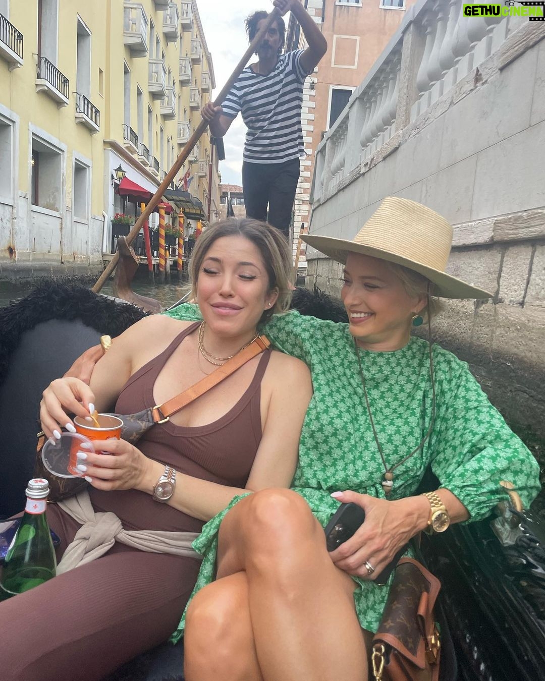 Meagan Good Instagram - ɪɴ sᴜᴄʜ ᴅᴇᴇᴘ ɢʀᴀᴛɪᴛᴜᴅᴇ ᴛʜᴀᴛ ɪ ɢᴏᴛ ᴛᴏ ʙᴇ ᴏɴ ᴛʜɪs ᴇᴘɪᴄ ʟɪғᴇ ᴊᴏᴜʀɴᴇʏ ᴛʀɪᴘ + ᴇxᴘᴇʀɪᴇɴᴄᴇ ᴇᴘɪᴄ ʟɪғᴇ sʜᴇɴᴀɴɪɢᴀɴs 🤣 ᴡɪᴛʜ ᴀʟʟ ᴏғ ʏᴏᴜ 🥹🫶🏾 “ ʟᴇᴛ ᴜs ɢᴇᴛ ᴛᴏ ɪᴛ ᴛᴏ ᴅᴏ ɪᴛ ᴀɢᴀɪɴ, ᴀɴᴅ ɪғ ᴡᴇ ɢᴇᴛ ᴛᴏ ɪᴛ ᴀɴᴅ ᴛʜᴇɴ ᴅᴏɴ’ᴛ ᴅᴏ ɪᴛ, ᴅᴏɴ’ᴛ ᴇᴠᴇʀ ʟᴇᴛ ᴜs ɢᴇᴛ ᴛᴏ ɪᴛ ᴛᴏ ᴅᴏ ɪᴛ ᴀɢᴀɪɴ . “ 🥂
