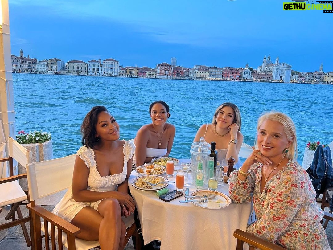 Meagan Good Instagram - β Noi non potemo avere perfetta vita senza amicil. Chi trova un amico trova un tesoro." Ps. I donβt know if you can tell but in slide 3 @beigebaby_ was not impressed with her pasta this go around ππ€¦π½ββοΈ